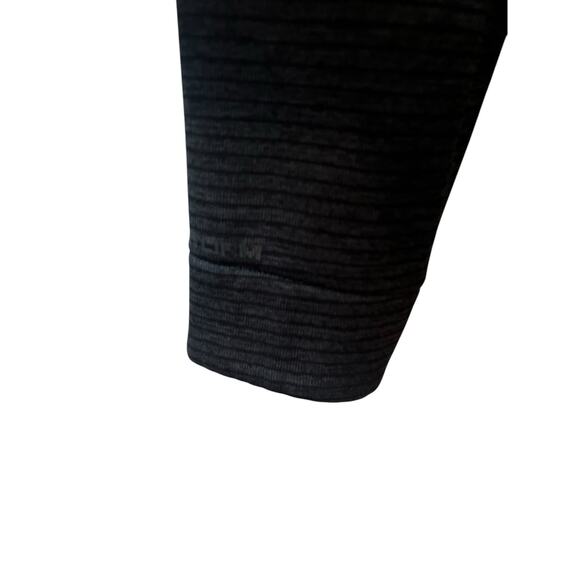 UNDER ARMOUR MENS GOLF LONG SLEEVE CREW NECK PULLOVER BLACK SIZE M - Picture 4 of 15